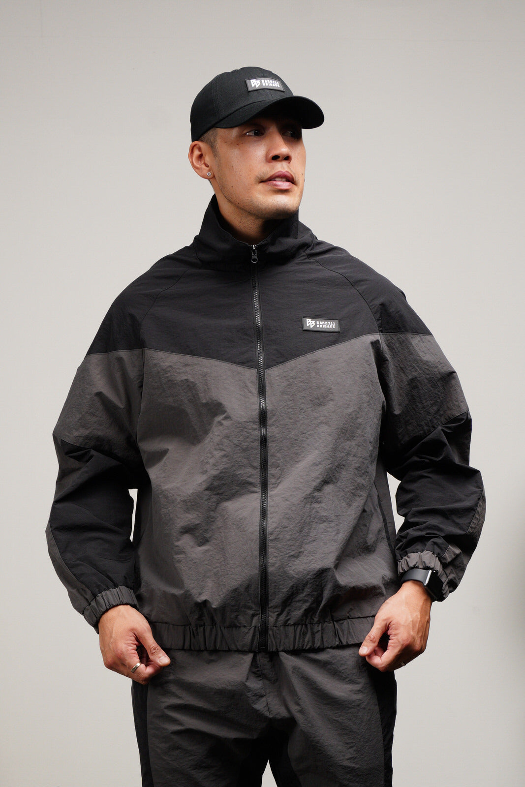 Ascend - Windbreaker Jacket (Black)
